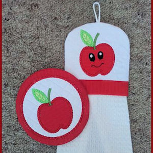 arrow_circle_down Free Apple In the hoop Coaster and Towel Topper