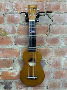 Mahalo Kahiko PLUS Series Wide Neck Natural Soprano Uke