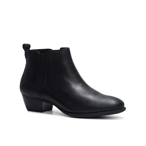 Shoe: Lido black