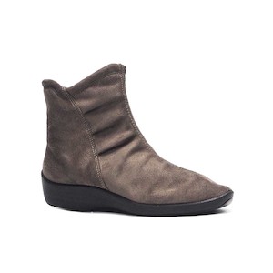 Shoe: L19 taupe