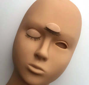 Training lashes Mannequin head with eyelids