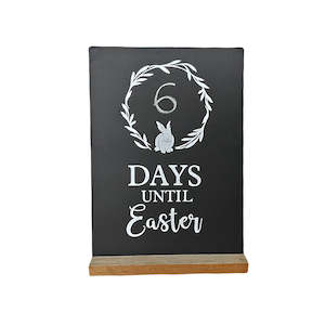 Gift: Wreath Easter Countdown Blackboard