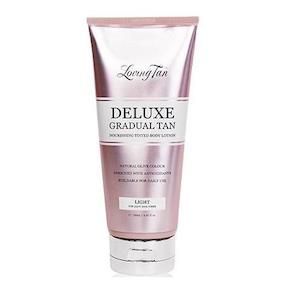 LOVING TAN Deluxe Gradual Tan - Light