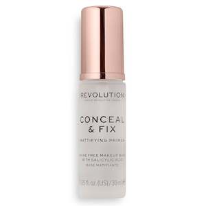 MAKEUP REVOLUTION Conceal & Fix Mattifying Primer