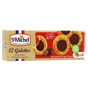 Dairy product wholesaling: St Michel Galettes Chocolat 121g