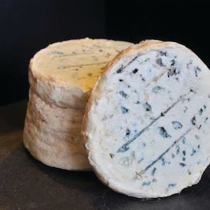 Dairy product wholesaling: Fourme d'Ambert des Neiges 2kg