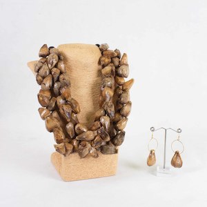 Accessories 1: Ladies Ula Fala Natural