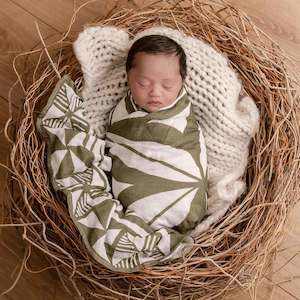 PELE Wrap Palm Green