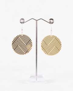 Sonz Earings: Mana Round Gold Mirror