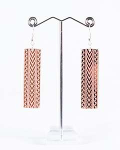 Sonz Earings: Samoan Spearhead Bar Rose Gold Mirror