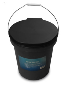 Sporting equipment: LAST CAST - TOILET BUCKET WITH SEAT