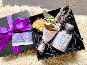 Dried Flower Bouquet Birthday Gift Set