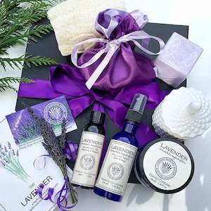 Rejuvenating Birthday Gifts Sets for Women