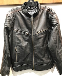 Leather clothing: Men’s Leather Jacket