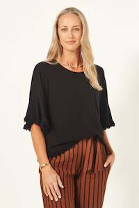 Lovella Top Black