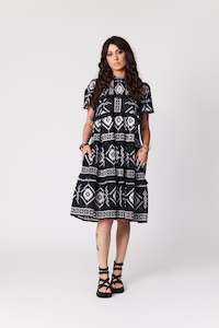 Clothing wholesaling: Wilder Dress - Black