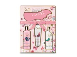 Belle & Whistle Peony & Vanilla Strawberry Gift Set 4pcs