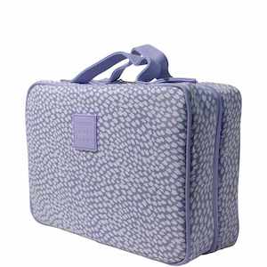 Tender Love + Carry Lavender Seaspray Hanging Washbag