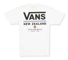 Sporting equipment: VN00C0EWHT VANS NEW ZEALAND TEE