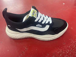 Sporting equipment: VANS ULTRARANGE NEO VN00BCEBA2