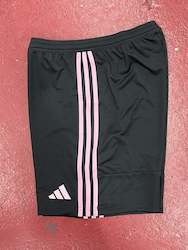 Sporting equipment: IA0422KBP ADIDAS ENTRADA SHORTS K BLK/PINK