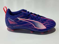 Sporting equipment: 107695 01 PUMA ULTRA 5 PLAY FG