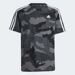 Sporting equipment: IV7304 ADIDAS J BL CAMO TEE