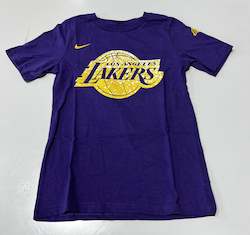 Sporting equipment: NILL7NBBM NIKE LAKERS TEE KIDS