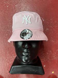 NE NY BUCKET HAT PINK 12891389