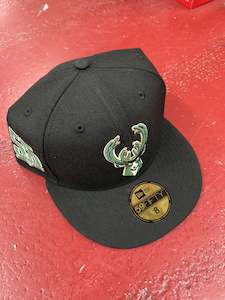 60416028 NE MILWAUKEE BUCKS  CAP