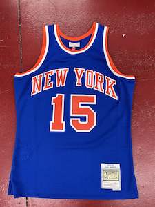 Sporting equipment: MNNK5497NEW YORK KNICKS