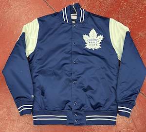 Sporting equipment: MNTM5516 TORONTO MAPLE LEAFS