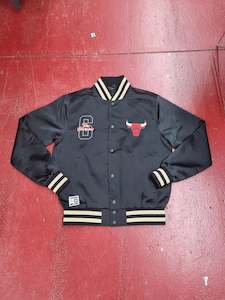 Sporting equipment: NE BULLS SATIN JACKET 13574086