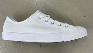 Sporting equipment: AO5451 CONVERSE DAINTY STAR STUDDED