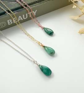 Emerald Drop - 18 inch