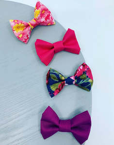 Clothing accessory: Fabric bow hair clips - custom (2 pack)