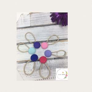 Clothing accessory: Button hairties