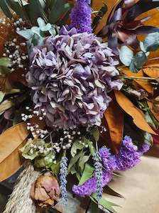 Florist: Dried Flowers - Medium