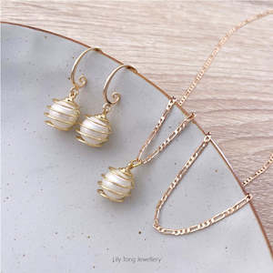 Spiral Caged Pearl Pendant Necklace & Earrings #0691 White