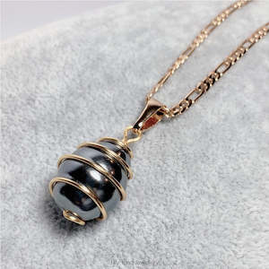 Gold-Filled Spiral Caged Shell Pearl Pendant Necklace (Glossy Dark Grey)