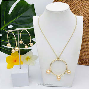 50mm Hoop With 3-Pearl Pendant Necklace & Earrings #SW13 Light Apricot