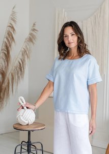 Womenswear: Linen Top Sally Light Blue