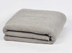 Womenswear: Large Linen/Cotton Waffle Bed Spread Light Grey