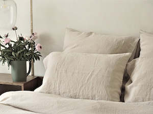 Womenswear: Washed Linen Pillow Case Oatmeal (2 sizes)