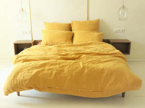 Womenswear: Linen Duvet Cover Queen (2 colour options)