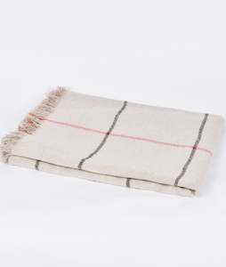 Womenswear: Linen/Wool Throw Light