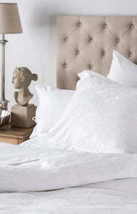 Linen - household: White Cotton EMBELLI Duvet Cover