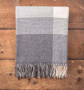 Cashmere Lambswool Throw CHARCOAL CHECK