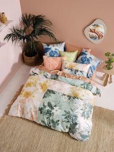 Household linen wholesaling: Toulon Duvet Cover Set