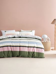 Household linen wholesaling: Solana Duvet Cover Set